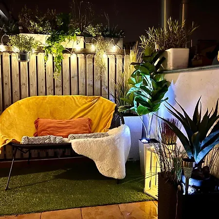 Duplex 2 With Quiet Terrace On Wenceslas Square Prag Exterior foto